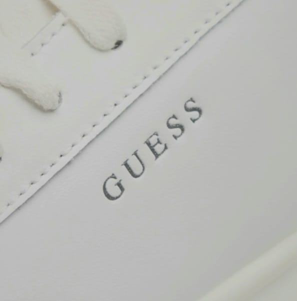 SNEAKERS DONNA FL8VIBLEA12 WHIBR Guess walkingon