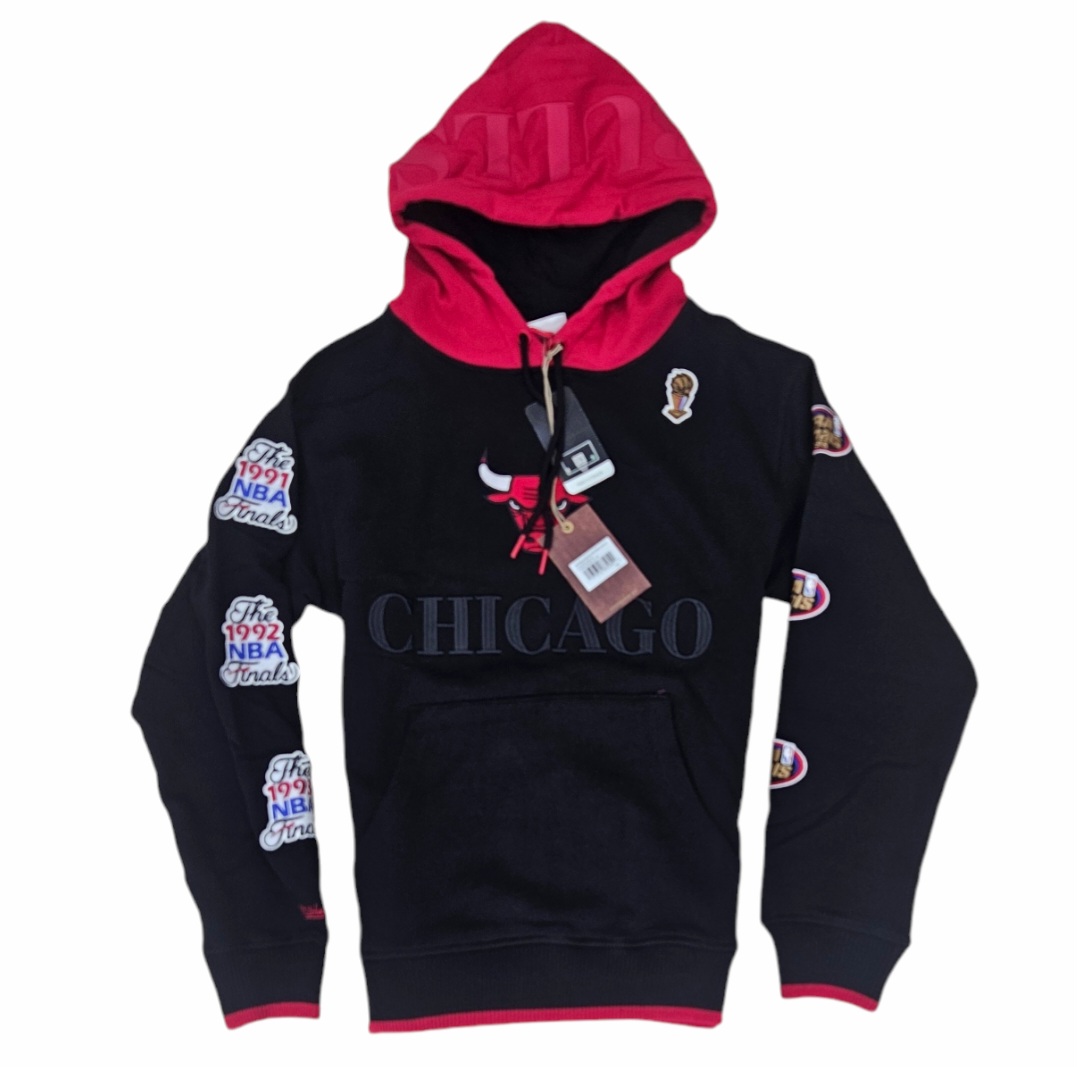 TUTA UOMO CHICAGO BULLS BLACK TH8083 CBUBLCK MITCHELL & NESS walkingon